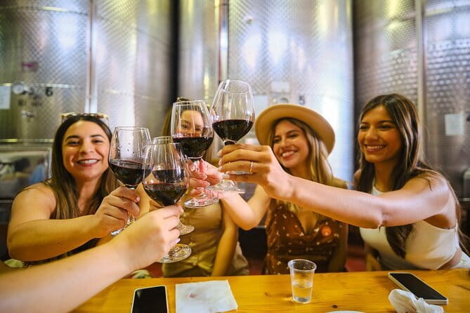 Chianti Vineyards Escape from Florence with Two Wine Tastings - Group size and pacing: what up to 43 people changes
