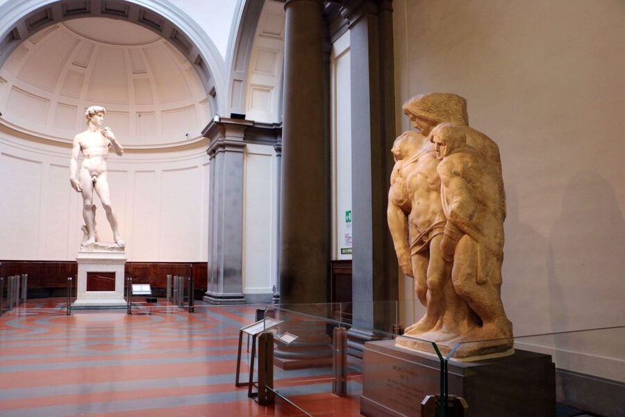 Florence: Accademia Guided Tour with Skip-the-Line Tickets - The guide experience: why names like Mary and Olga come up