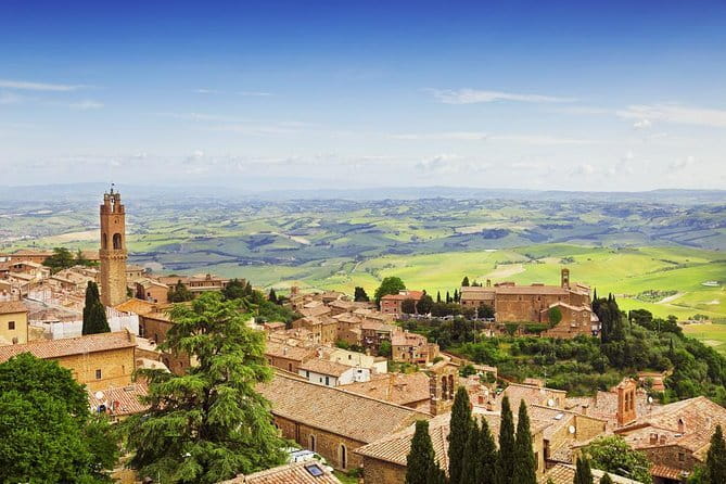 Florence: Day Trip with Free Time in San Gimignano and Siena - Guides, audio, and how to actually use the tech