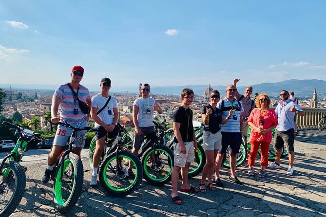 Florence in a Day: David, Cathedral & City Highlights Guided Tour - Piazza della Signoria to Ponte Vecchio: Renaissance power, then a golden finish