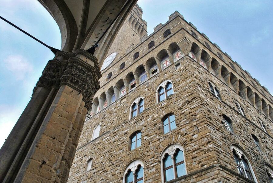 Florence: Palazzo Vecchio Guided Tour - Hall of Priors and the chapel frescoed by Bronzino