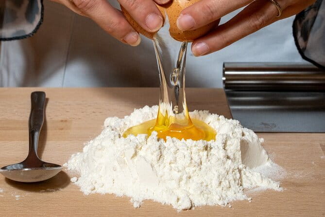 Florence: Pasta & Tiramisu Cooking Class with Unlimited Wine - Fresh pasta and tiramisu in central Florence, not a demo