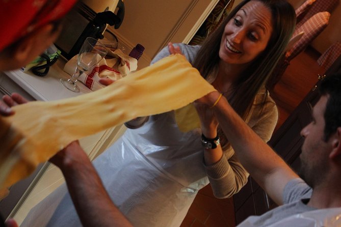 Florence Small-Group Pasta Class with Seasonal Ingredients - Bruschetta and Aperitivo While You Cook