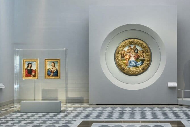 Uffizi Gallery: Entry tickets + audio guide - If you picked entry-only versus a guided tour, the meeting point changes